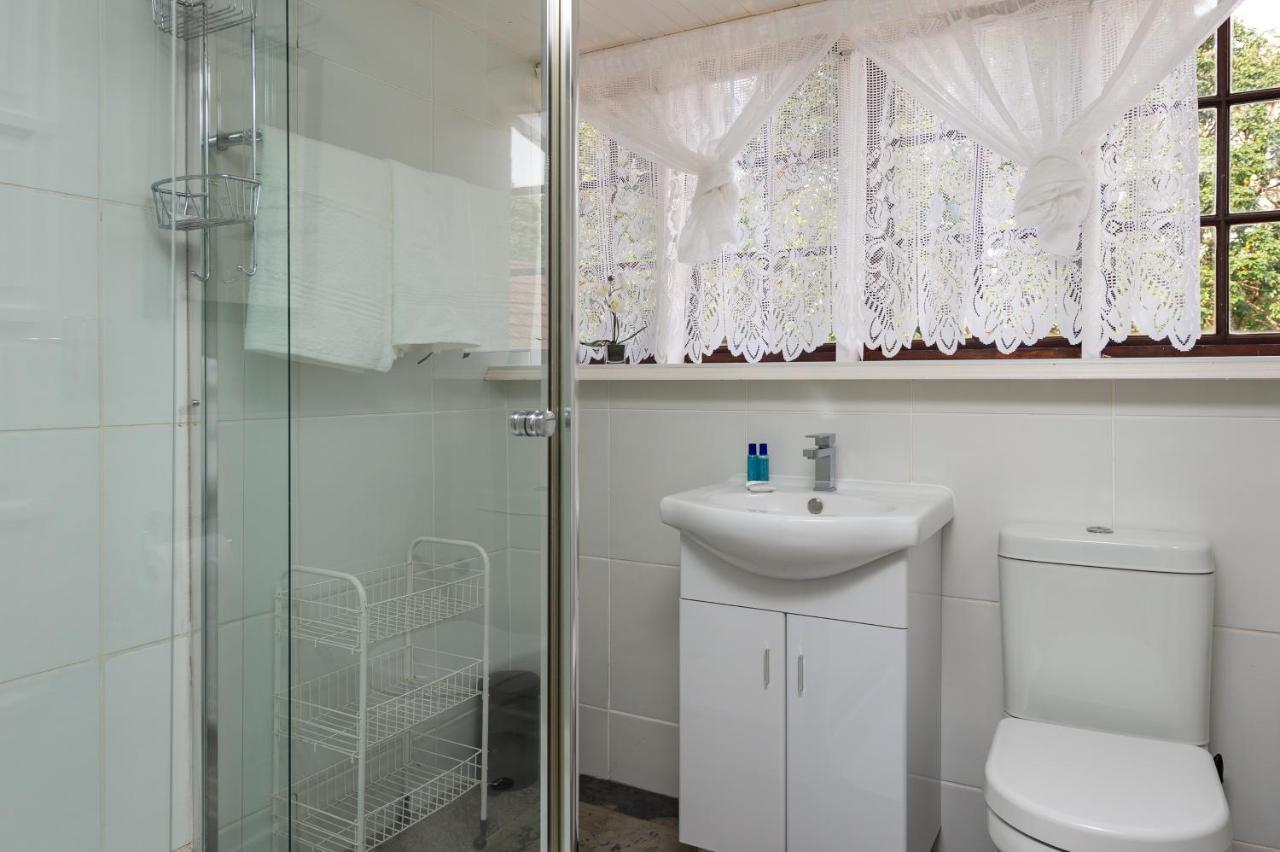 Zesty Guesthouse 爱德华港 外观 照片